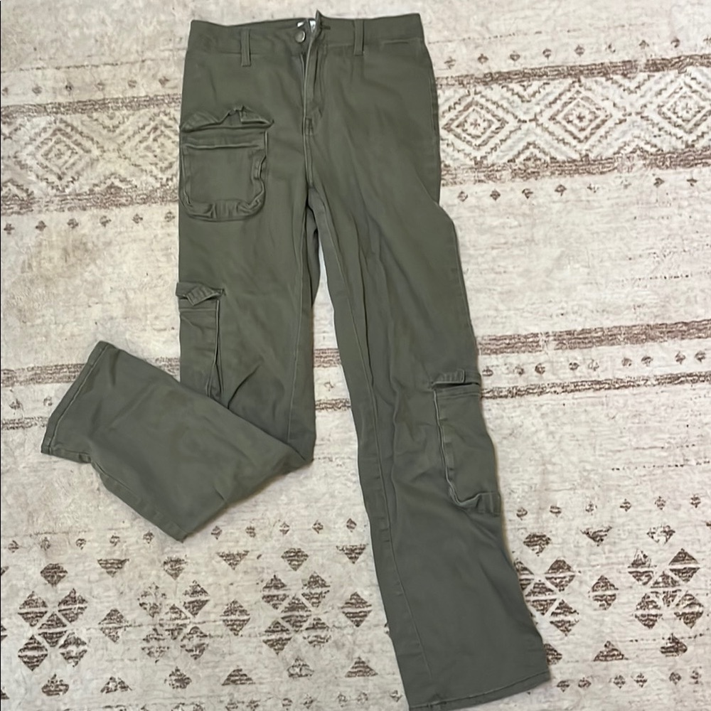 Women’s Utility Cargo Pants - Olive Green